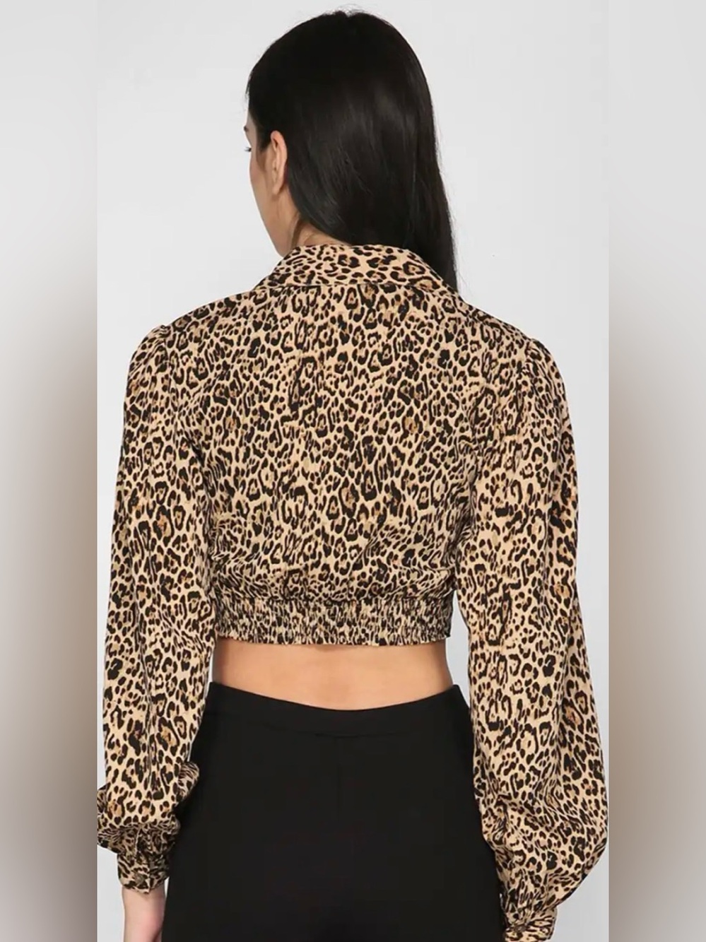 Aakaa Animal Print Collared Crop Top
